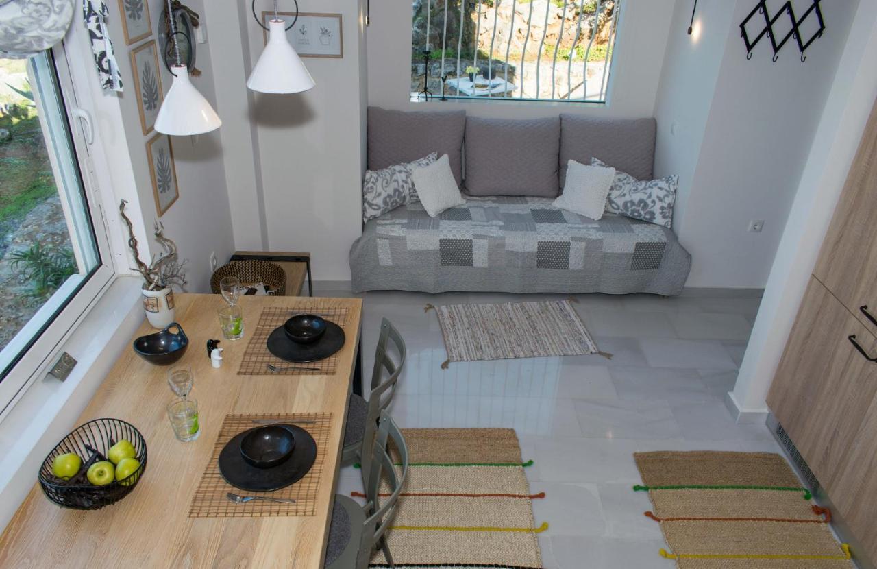 Aloe Meli Apartment Kalamata Exterior photo