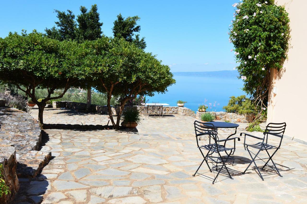 Aloe Meli Apartment Kalamata Exterior photo